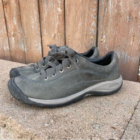 Keen Shoes - KEEN Women’s Gray Presido‎ Leather Low Top Sneaker Shoes Size 6